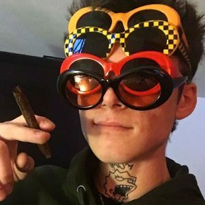 Meet your Posher, Stephen